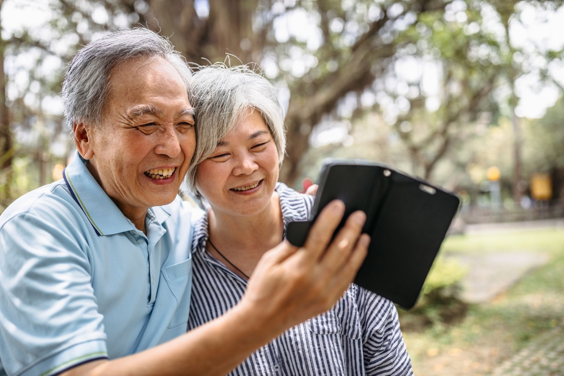 How do managed internet services help condo communities in managing and controlling internet usage among residents?