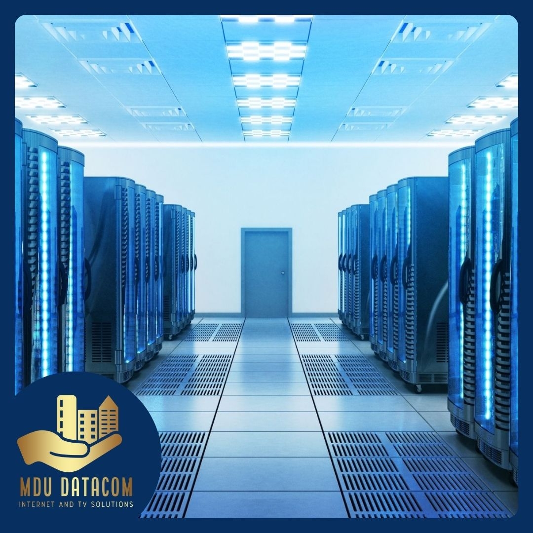 How does virtualized storage ensure data security and protection?