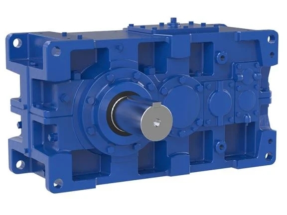 Can insufficient lubrication lead to specific wear patterns on helical gear teeth?