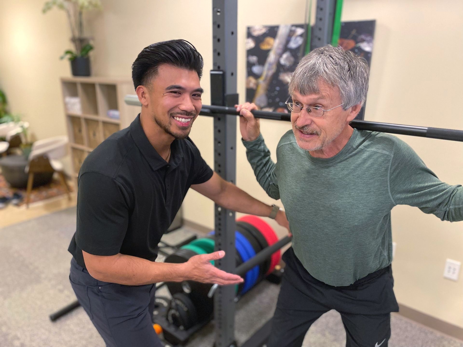 What types of exercises are typically included in a cardiac rehabilitation program?